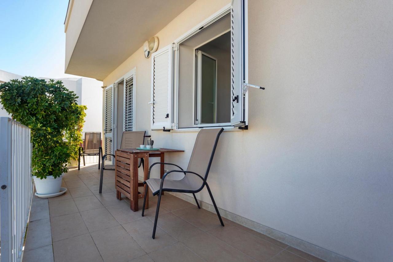 Terrazza Montalbano Vila Punta Secca Exterior foto