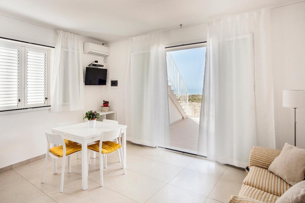 Terrazza Montalbano Vila Punta Secca Exterior foto
